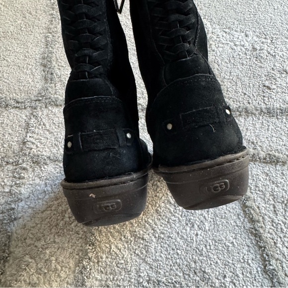UGG AUSTRALIA KARYN CUFF SHEEPSKIN BOOT BLACK SUEDE WOOL WATER RESISTANT 9 - Picture 8 of 12
